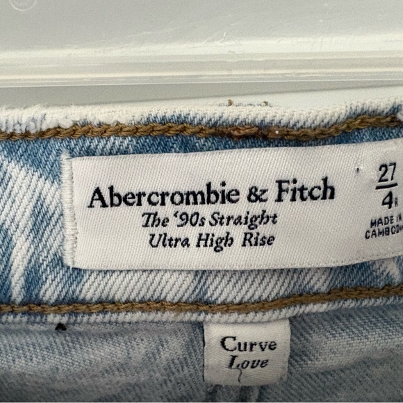 Abercrombie & Fitch Ultra High Rise 90s Straight Jean (Curve love) Size 27 - Picture 6 of 6